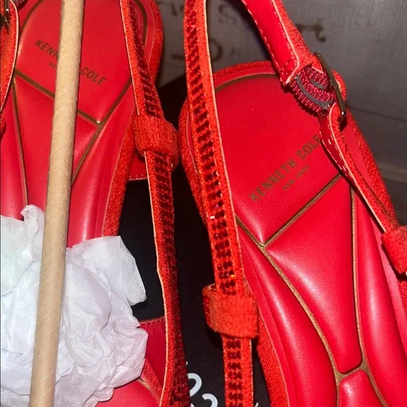 Kenneth Cole New York Vibrant Red Slingback Heels - Picture 3 of 6
